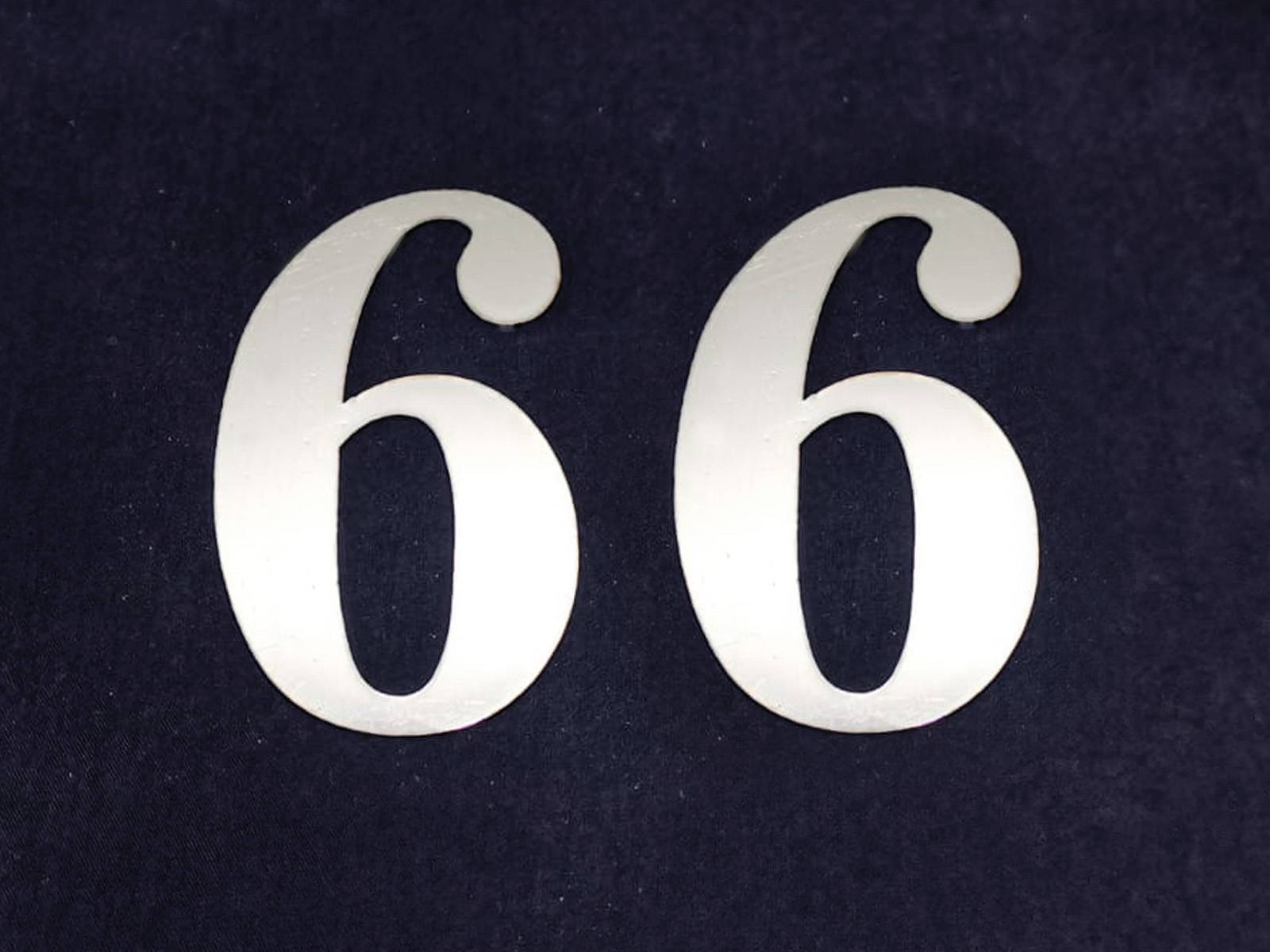 Por letra o n?mero de acero esmerilado