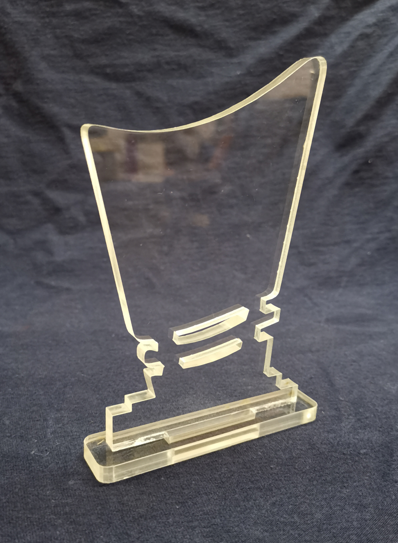 Trofeo de Acrílico (Base 10mm - Trofeo 6mm)