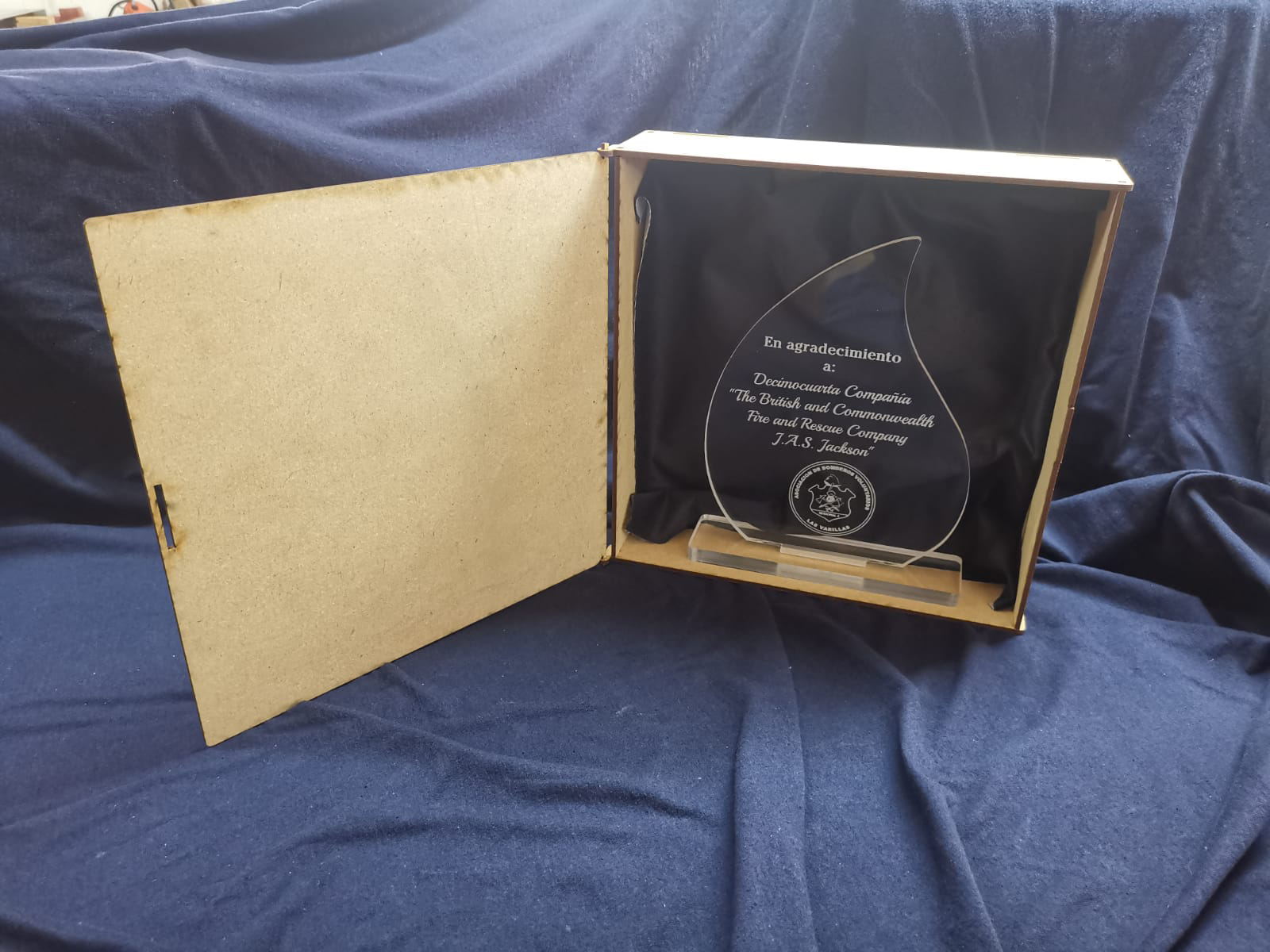 Caja porta trofeos